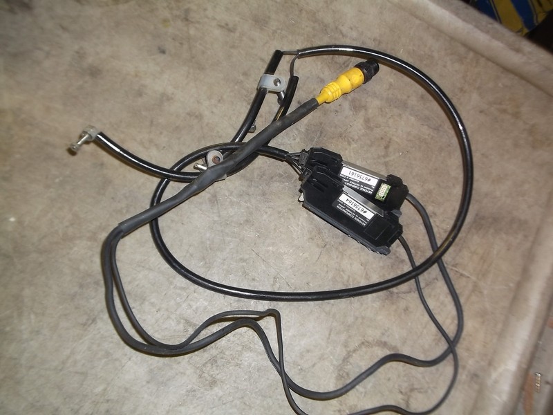 Keyence FS-V31P Photoelectric Sensor Assembly, 2-Piece 6756164 *FREE SHIPPING*