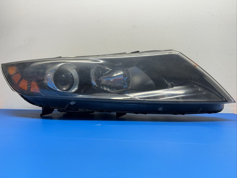 2011 - 13 Kia Optima Right Passenger Side Xenon HID Headlight OEM RH Non Hybrid