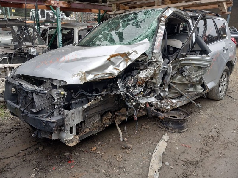 Automatic Transmission Gasoline 4 Cylinder FWD Fits 09-12 RAV4 135K MILES