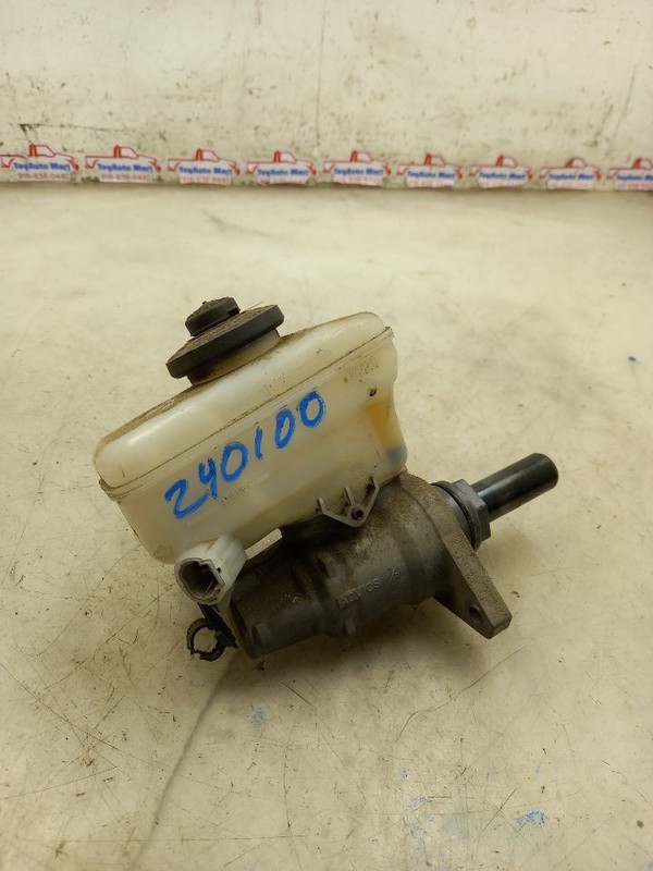 Brake Master Cylinder Convertible Fits 06-15 LEXUS IS250 527094
