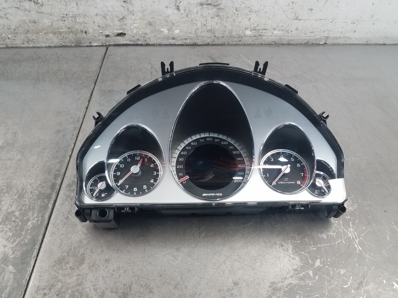 2013 Mercedes Benz AMG E 63 Gauge Cluster #2179