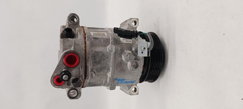 20-'24 GMC SIERRA 2500 AC Compressor diesel 30k miles OEM 1 Year Wnty!