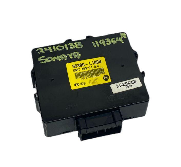 Hyundai Sonata converter unit 20 23 inverter charger unit module OEM 95300L1000