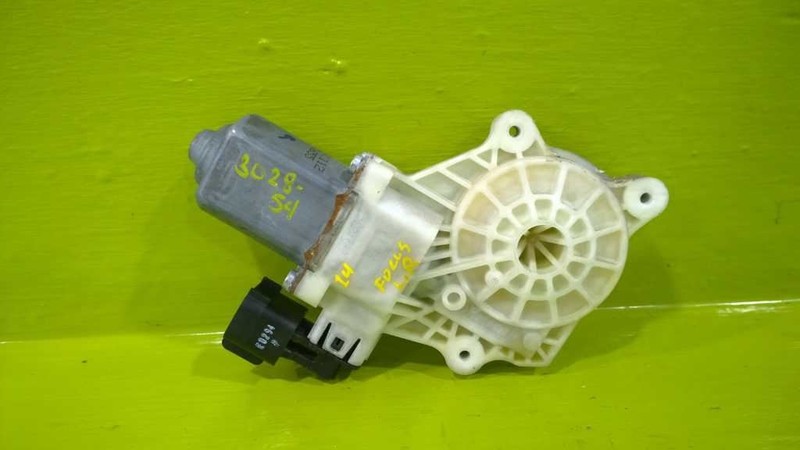 12 13 14 15 16 17 18 FORD FOCUS DRIVER LEFT REAR WINDOW MOTOR OEM 3028-54