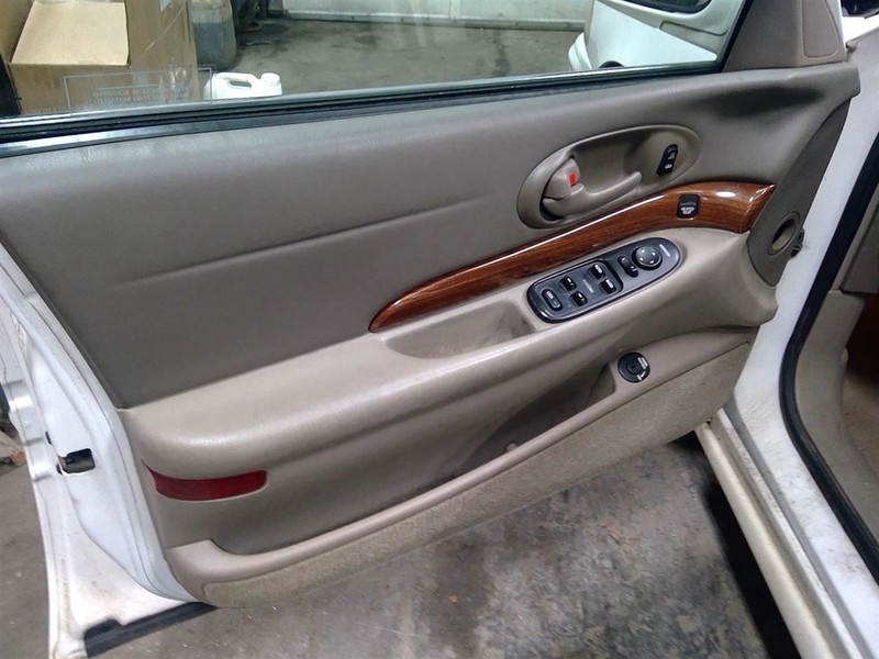 LESABRE 2002 Driver Left Front Door Trim Panel 1728580