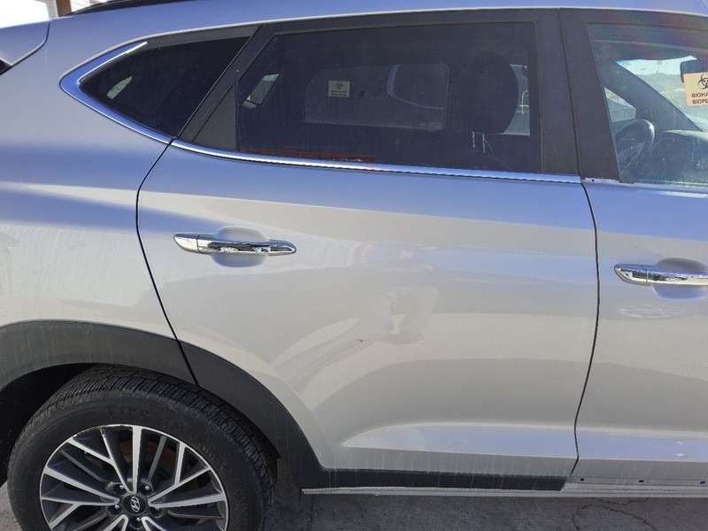 Passenger Rear Side Door With Privacy Tint Glass Fits 16-21 TUCSON 3657892