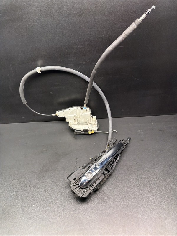 14-20 MASERATI QUATTROPORTE FRONT LEFT DRIVER EXTERIOR DOOR HANDLE OEM ACTUATOR