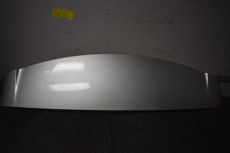 2007-2012 GMC ACADIA REAR LIFTGATE SPOILER TRIM FACTORY OEM