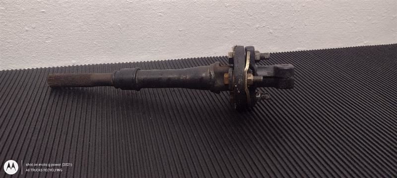 88-97 Nissan Hardbody Pickup 2.4L 4x2 Lower Steering Shaft OEM 48080-07G0A