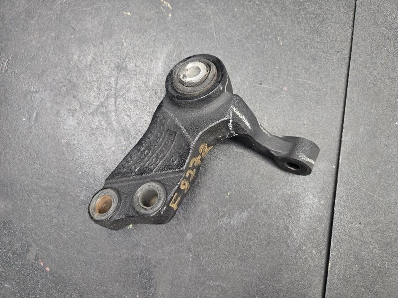 Transmission Mount Bracket 2018 Ford Fusion HG93-6P093-A 2013 2014 2015 - 2020