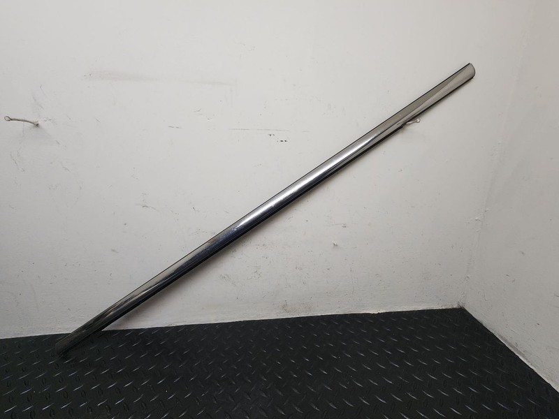 07-10 Lincoln MKX Front Left Driver Door Belt Strip OEM 8T4Z-7821453-D