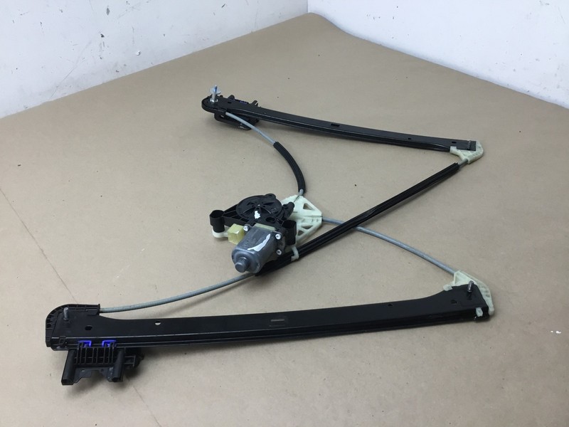 Bentley Bentayga 2019 V8 Rear Left Driver Door Window Regulator Motor 16-20 :Y