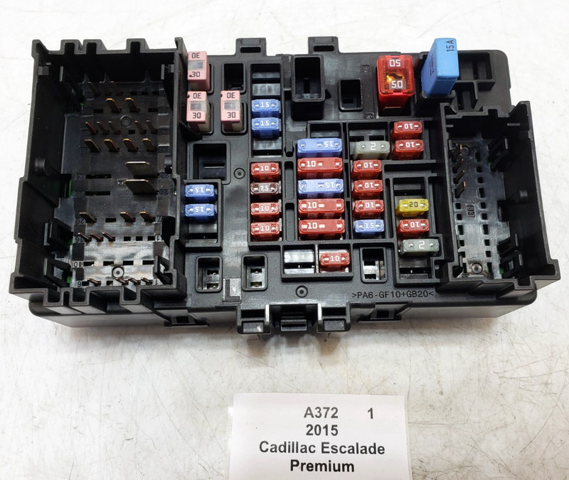 ✅ 2015-2020 OEM Cadillac Escalade Front Left Driver Side Fuse Junction Box