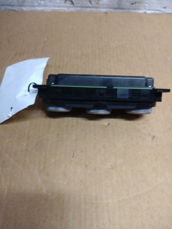 2015 Subaru XV Crosstrek A/C Selector Switch OEM Black 72311FJ720 72311FJ721