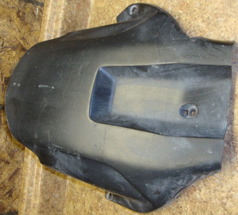 2005 Honda CBR1000RR CBR 1000 RR CBR1000 Rear Back Swingarm Hugger Mud Guard 05