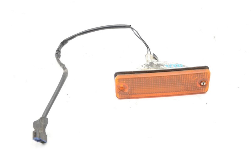 88-93 Mazda B-2600 Passenger Right Front Bumper Mounted Marker Light