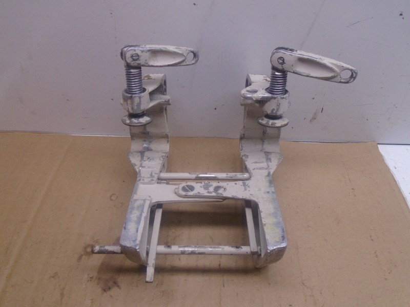 S3 OMC Johnson Evinrude Outboard Clamp Brackets1965 CD-22M