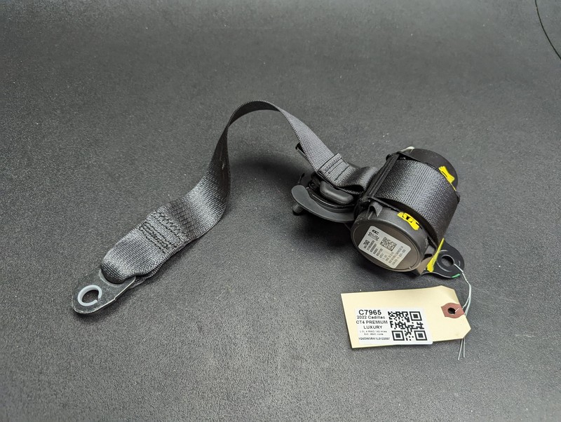 Rear Right Seat Belt Retractor 2022 Cadillac CT4 84637043 2020 2021