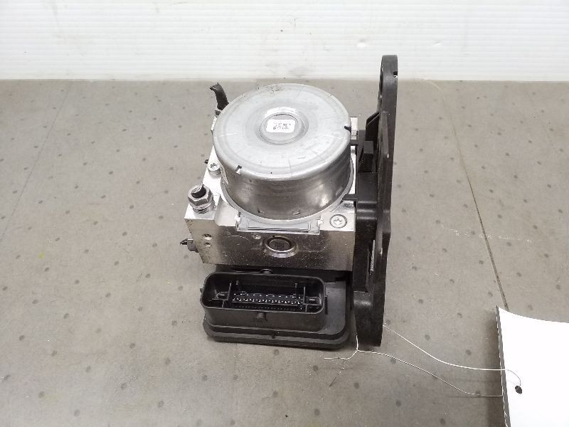 ABS Pump With Module Hatchback Base Fits 15-17 GOLF 654883