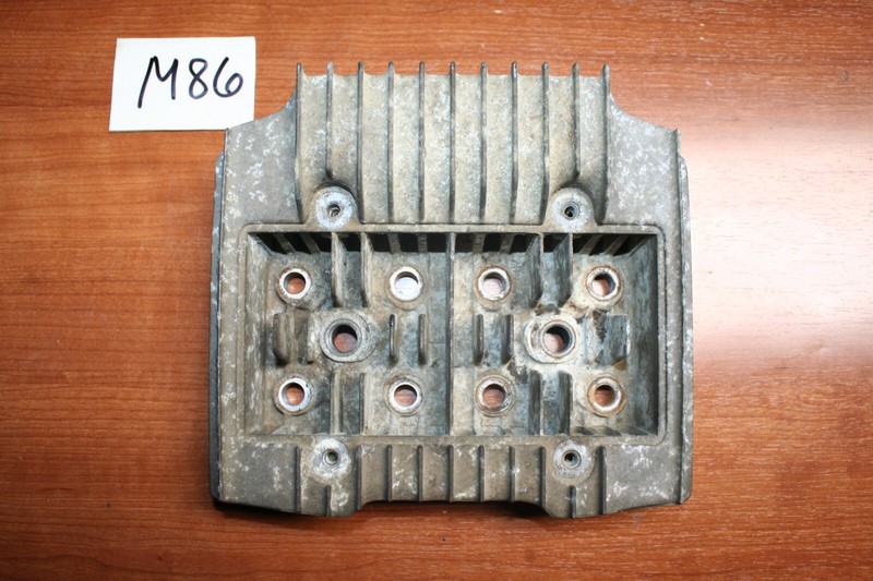 1975 Suzuki GT 185 Cylinder Head OEM 75 G
