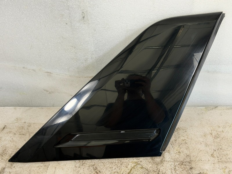 2021-25 FORD BRONCO SPORT REAR RIGHT QUARTER PANEL FORWARD APPLIQUE MOLDING OEM