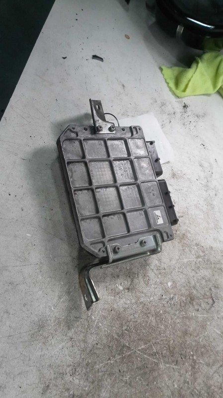 2010 Lexus HS250H Engine Control Module ECM OEM 8998175030 Red 213K Miles