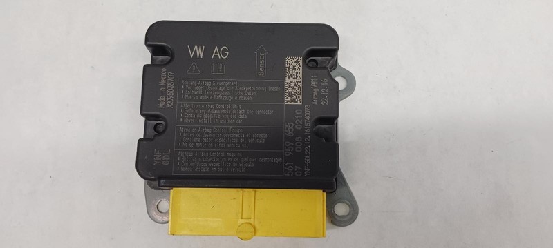 16-'19 VOLKSWAGEN PASSAT Air Bag control module OEM 1 Year Wnty!