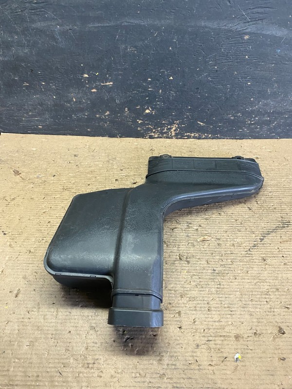 2014 Kia Optima Hybrid 2.4LAir Cleaner Intake Hose Tube OEM S3593 DG