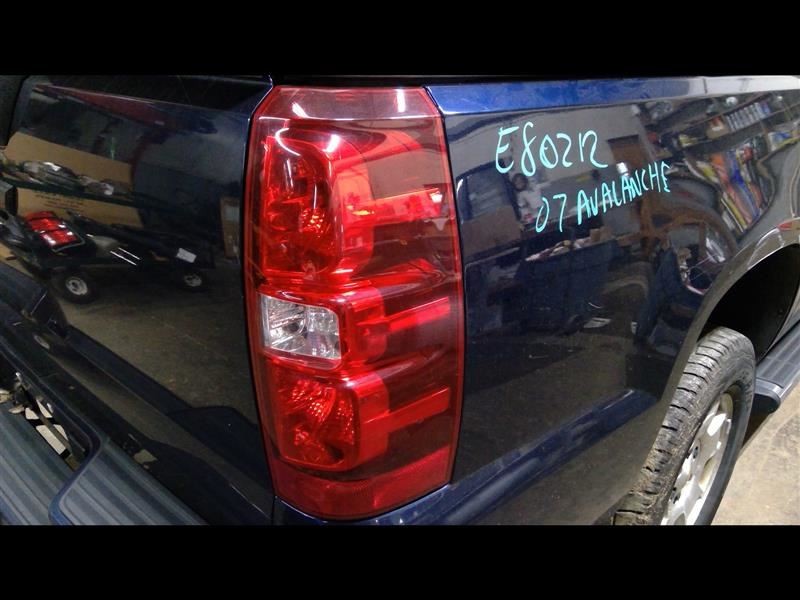 Passenger Right Tail Light Fits 07-13 AVALANCHE 1500 615574
