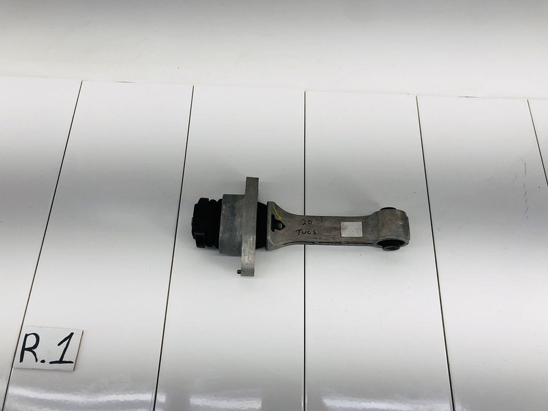 18-21 HYUNDAI TUCSON 2.4L L4 GAS ENGINE MOTOR TORQUE STRUT ROLL ROD BRACKET OEM