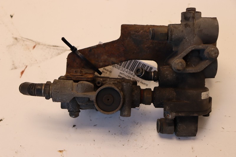 17-24 FREIGHTLINER CASCADIA 126 MODULATOR SOLENOID VALVE WABCO 472-196-500-3 OEM
