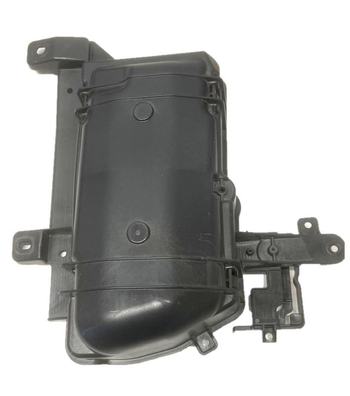 Nice 2019-2022 BMW 330i G20 REAR POWER DISTRIBUTION FUSE RELAY BOX 6114873416203