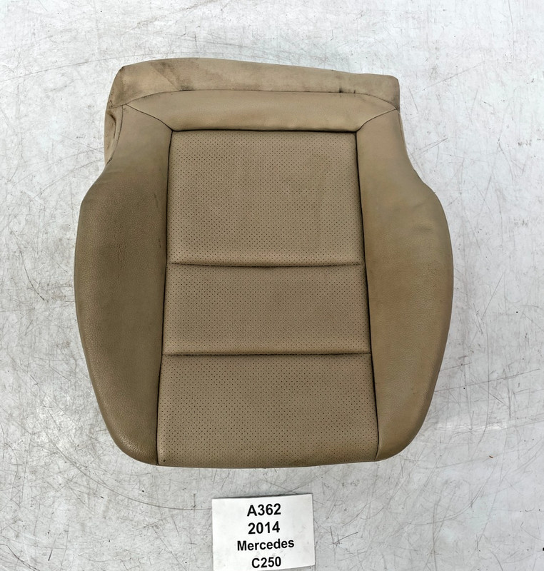 ✅ 08-14 OEM Mercedes W204 C250 Front Right Passenger Seat Lower Cushion Beige*