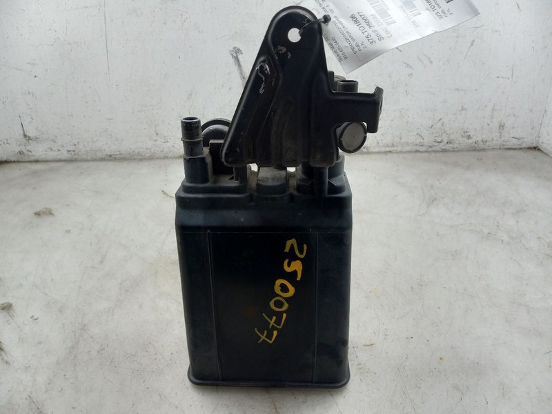 06 TOYOTA TACOMA 2.7L FUEL VAPOR CANISTER