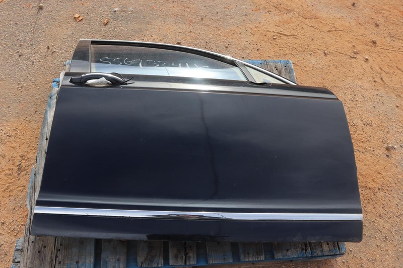 2006-2012 BENTLEY CONTINENTAL FLYING SPUR FRONT RIGHT DOOR W/ GLASS ASSEMBLY OEM