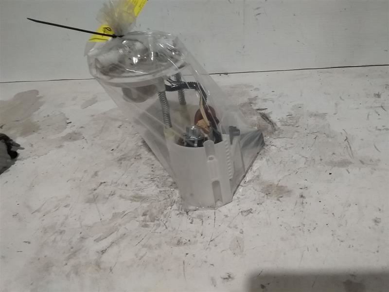 Fuel Pump Assembly 2.0L FWD Fits 19-20 CHEROKEE 3124386