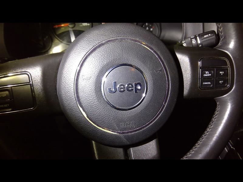 Driver Air Bag Classic Style Front Driver Wheel Fits 11-17 COMPASS 1306063