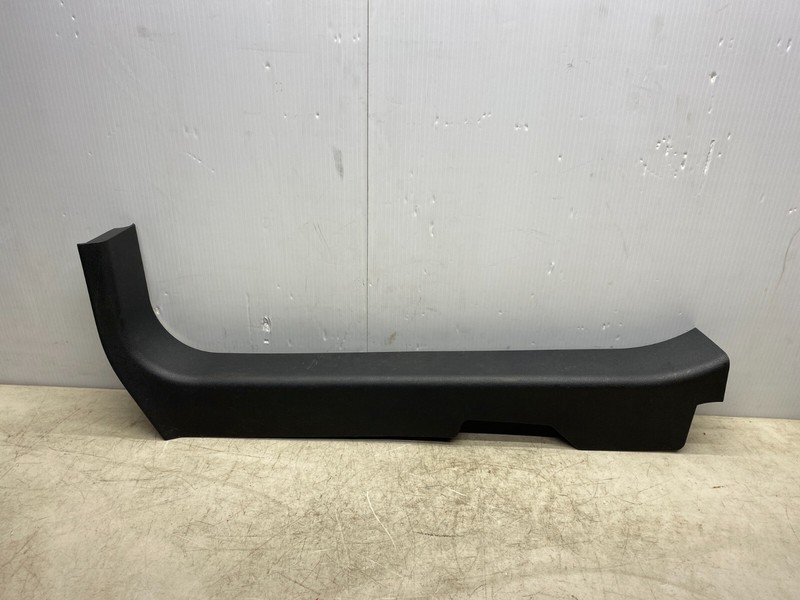 2011-2013 NISSAN ROGUE RIGHT FRONT DOOR SILL PLATE SCUFF TRIM PANEL COVER BLACK