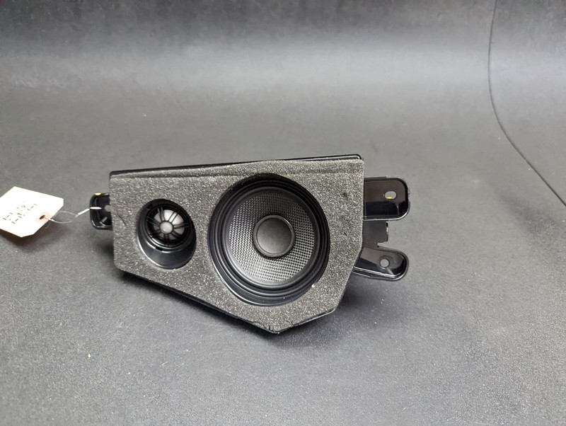 Rear Right D Pillar Speaker 2018 BMW X6 65139354325 2015 2016 2017 2019