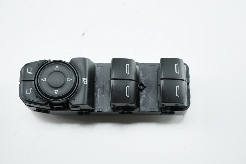 GMC ACADIA Front Left LH Door Master Switch OEM 2017 - 2019 *