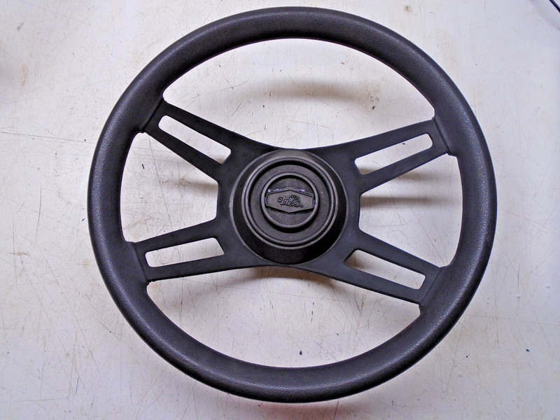 ZZ1 Thompson Marine Boat Steering Wheel 4 Spoke 13 1/2"