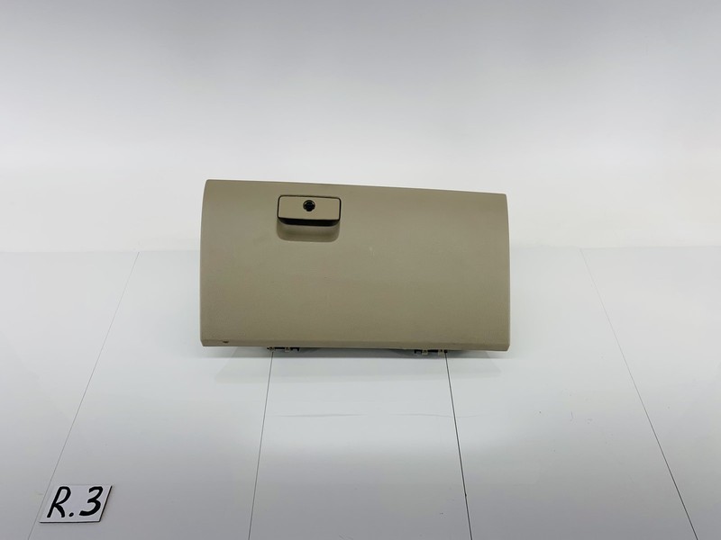 14-15 KIA SORENTO RIGHT PASSENGER SIDE DASH DASHBOARD GLOVE BOX DOOR BEIGE OEM