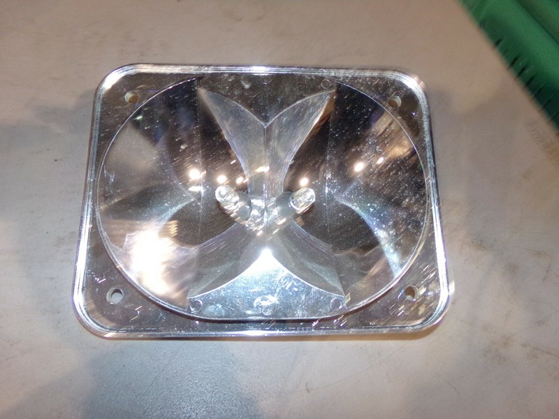 Whelen 01-0681111-13 13 Degree Scene Light 14V *FREE SHIPPING*