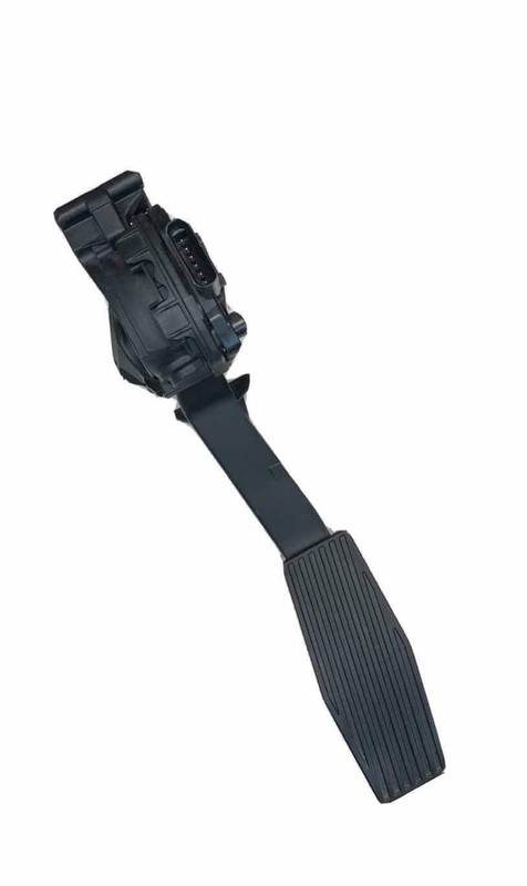 GCM Terrain pedal accelerator 2018 fwd 2.0L accelerator pedal assy OEM 84173182