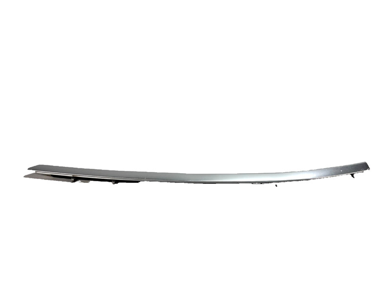 📌 2014 - 2020 BMW 430i F33 FRONT LEFT SIDE WINDSHIELD DRIP MOLDING COVER OEM