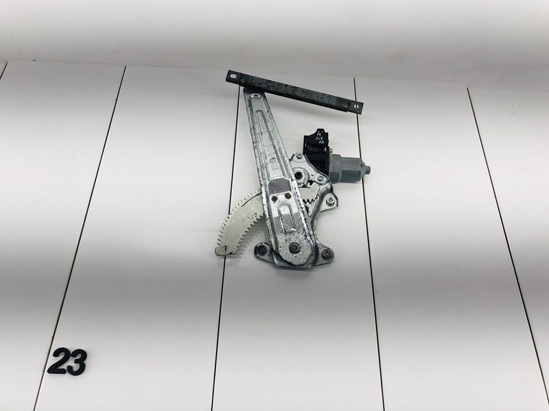 11-16 NISSAN JUKE REAR RIGHT PASSENGER SIDE DOOR WINDOW REGULATOR W/ MOTOR OEM