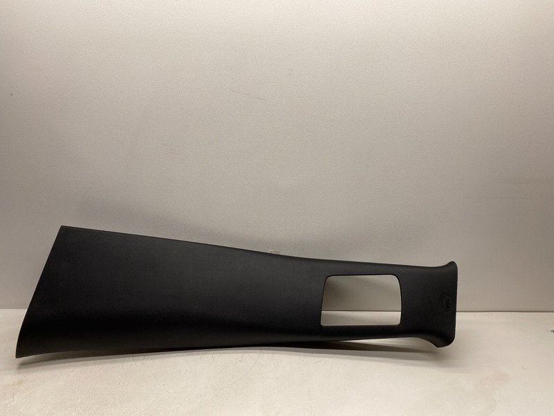 2014-2017 JEEP CHEROKEE LEFT SIDE UPPER B PILLAR TRIM COVER PANEL BLACK OEM