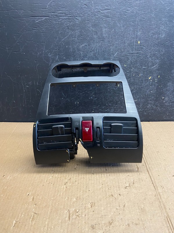 2012-2015 Subaru Forester Heater Climate Temp Control Radio Bezel OEM ae3843 DG