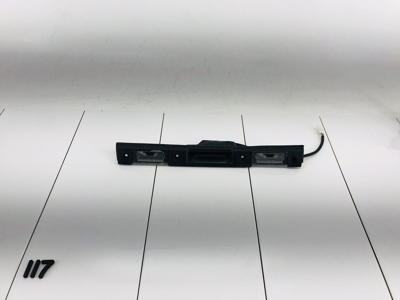 03-12 RANGE ROVER HSE REAR TAILGATE LIFTGATE RELEASE SWITCH W/ LICENSE LIGHT OEM