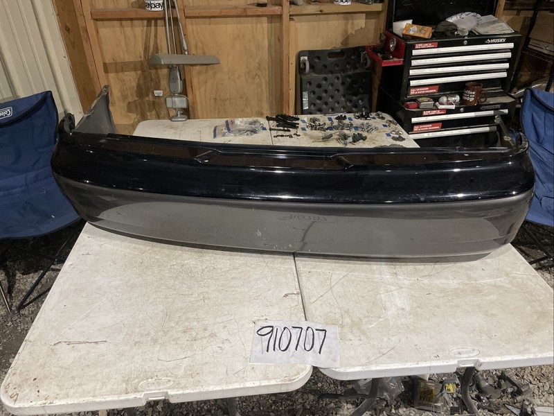 LEXUS ES300 97 98 99 00 01 BUMPER REAR (Local Pickup Only)
